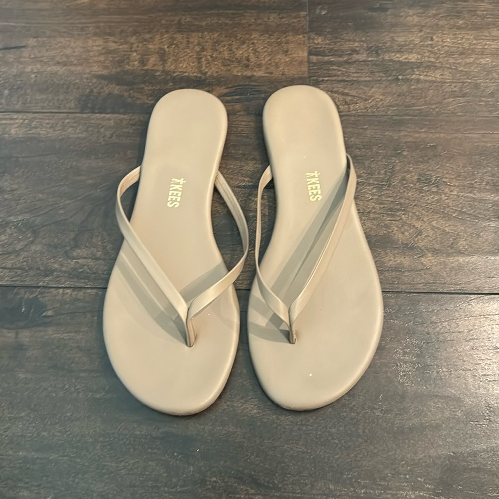 Tkees Lily Flip Flop Sandals Size 7